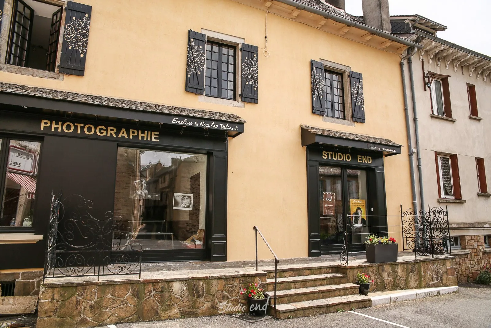 Maison de caractère avec terrasse au centre de Naucelle - 3 chambres, rénovée 