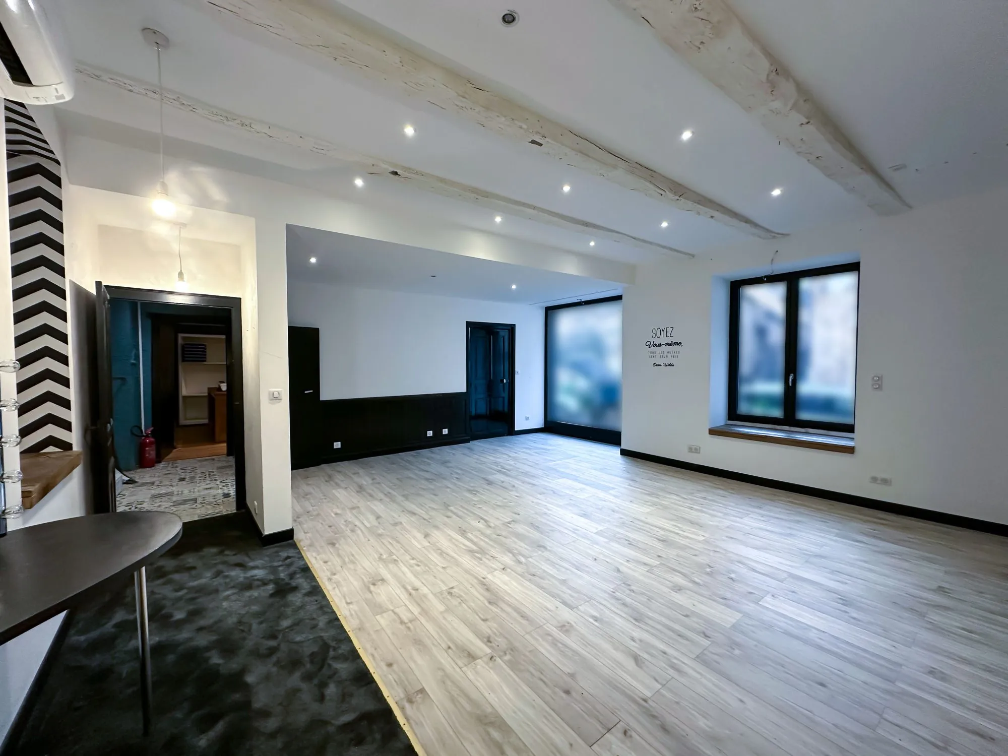 Maison de caractère avec terrasse au centre de Naucelle - 3 chambres, rénovée 