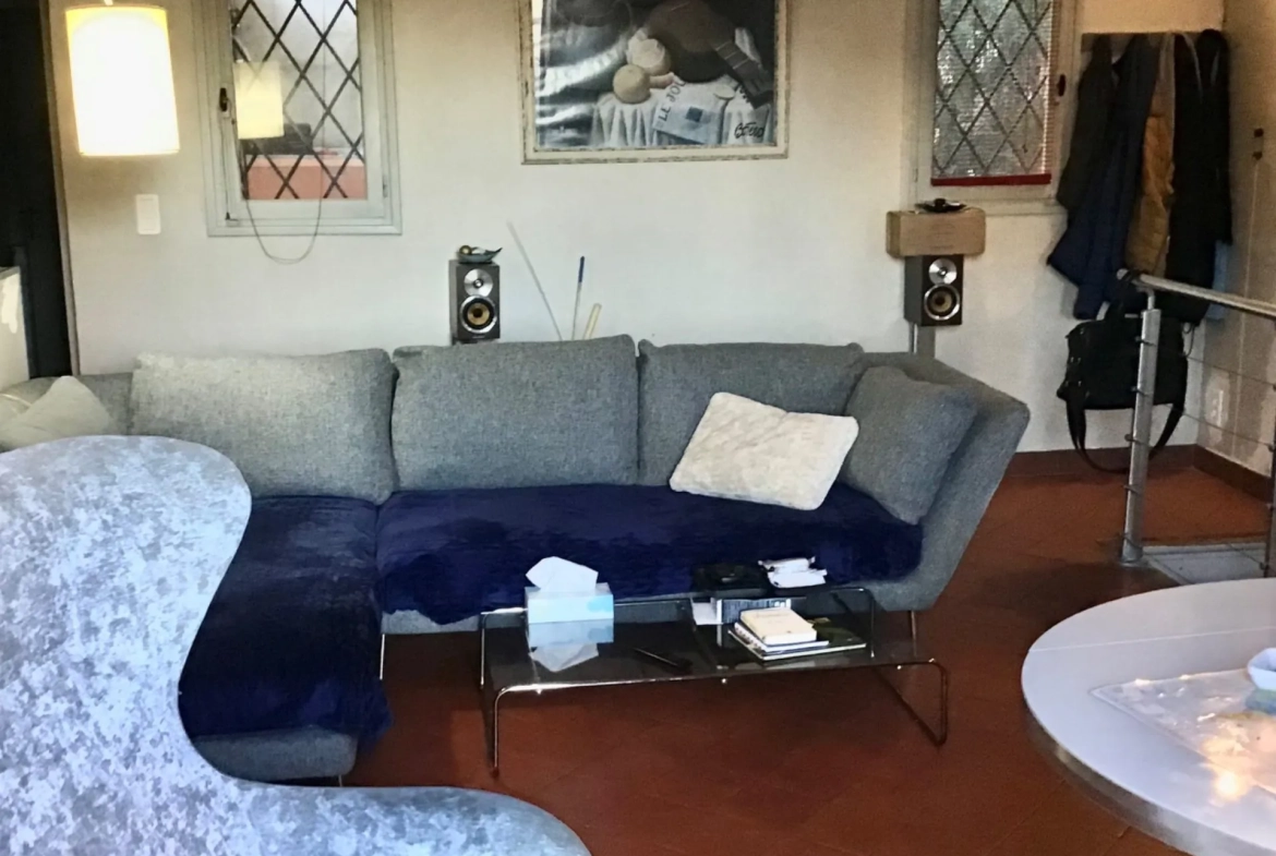 Charmante maison de ville de 145 m² avec cour à Perpignan, ancien couvent rénové 