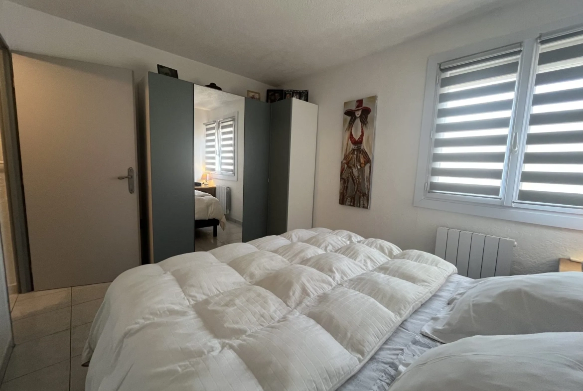 Appartement T3 lumineux de 60 m² avec terrasse, parking et cave à Fréjus 