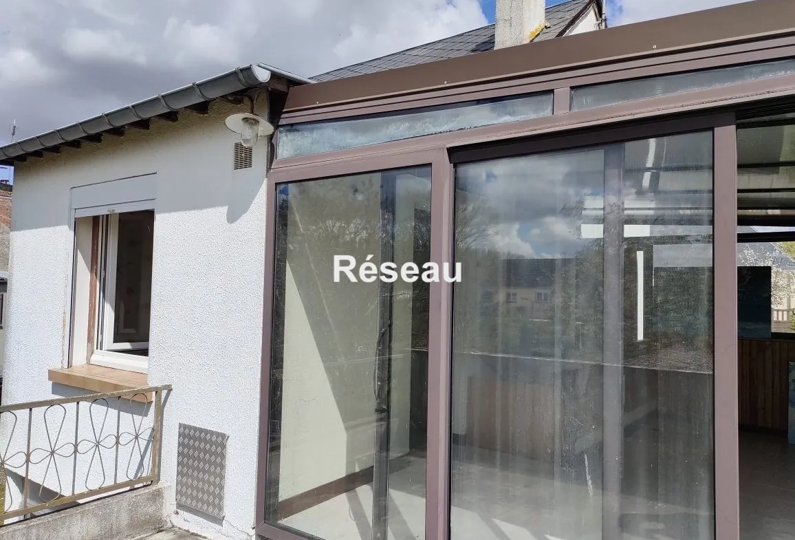 Maison individuelle avec grand terrain, dépendances et studio à Cloyes-les-Trois-Rivières 