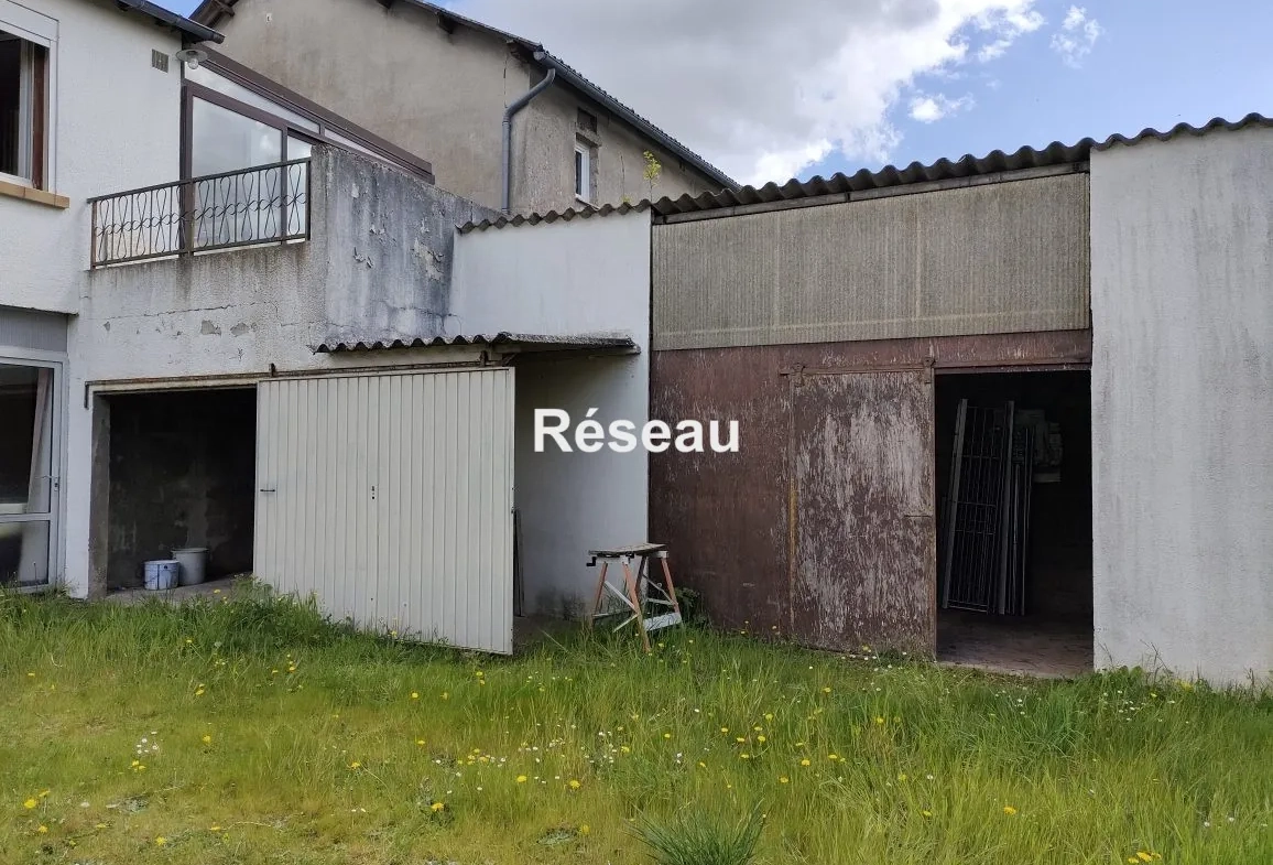 Maison individuelle avec grand terrain, dépendances et studio à Cloyes-les-Trois-Rivières 