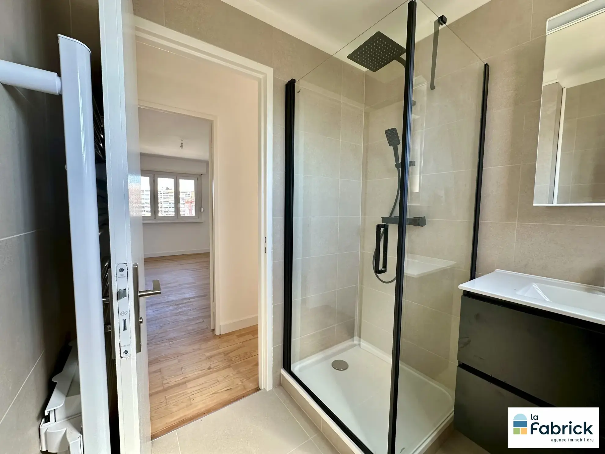 Appartement 3 pièces rénové à Lingolsheim, 68 m² avec balcon et cave 