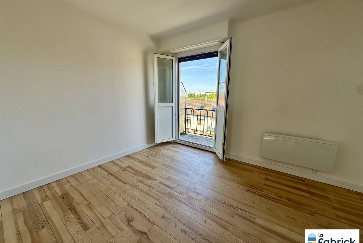 Appartement 3 pièces rénové à Lingolsheim, 68 m² avec balcon et cave 