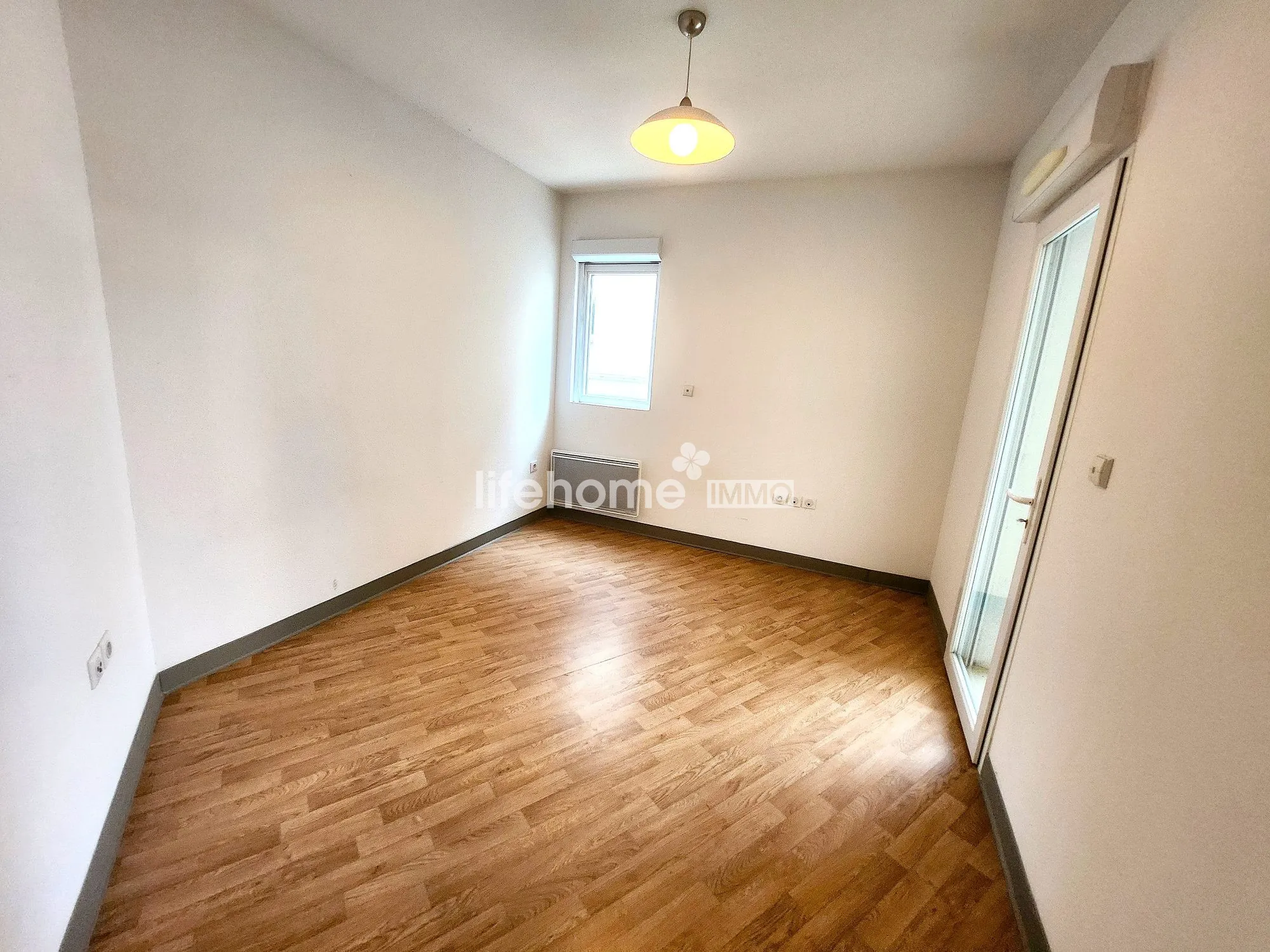 Appartement T1 en centre de Limoges avec parking et balcon 