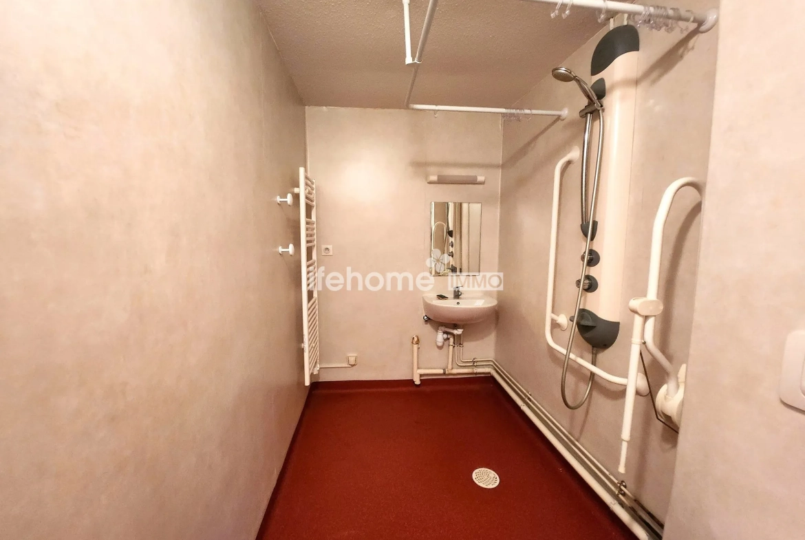Appartement T1 en centre de Limoges avec parking et balcon 