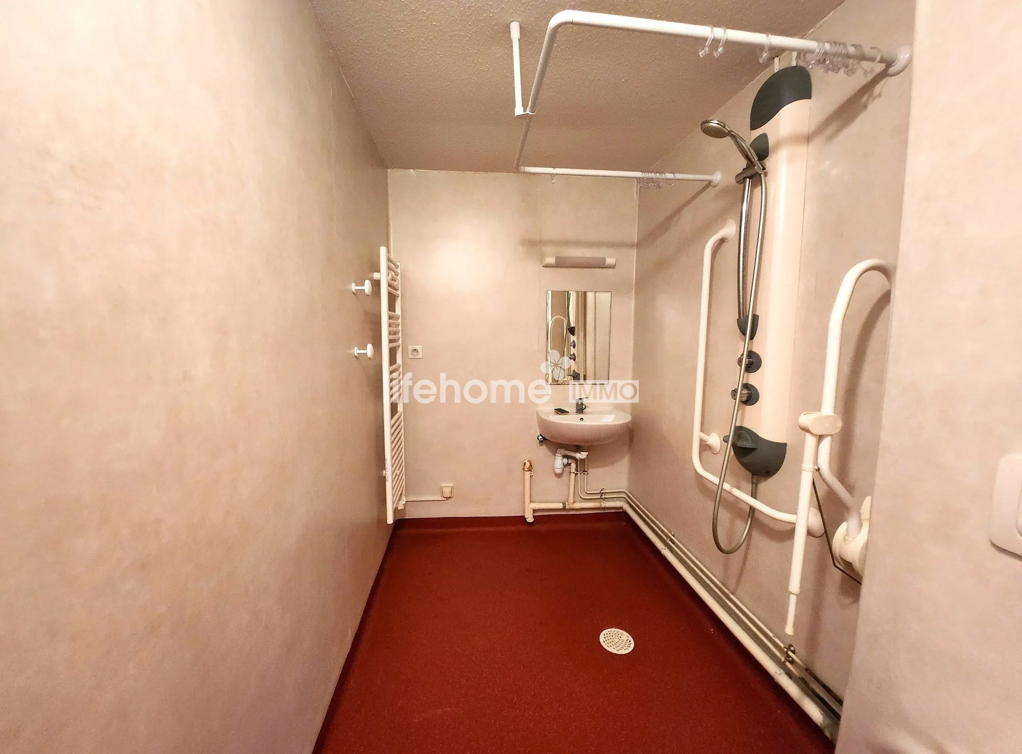 Appartement T1 en centre de Limoges avec parking et balcon 