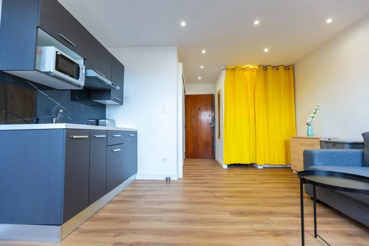 Studio à vendre dans le 2ème arrondissement de Marseille avec terrasse sans vis-à-vis 