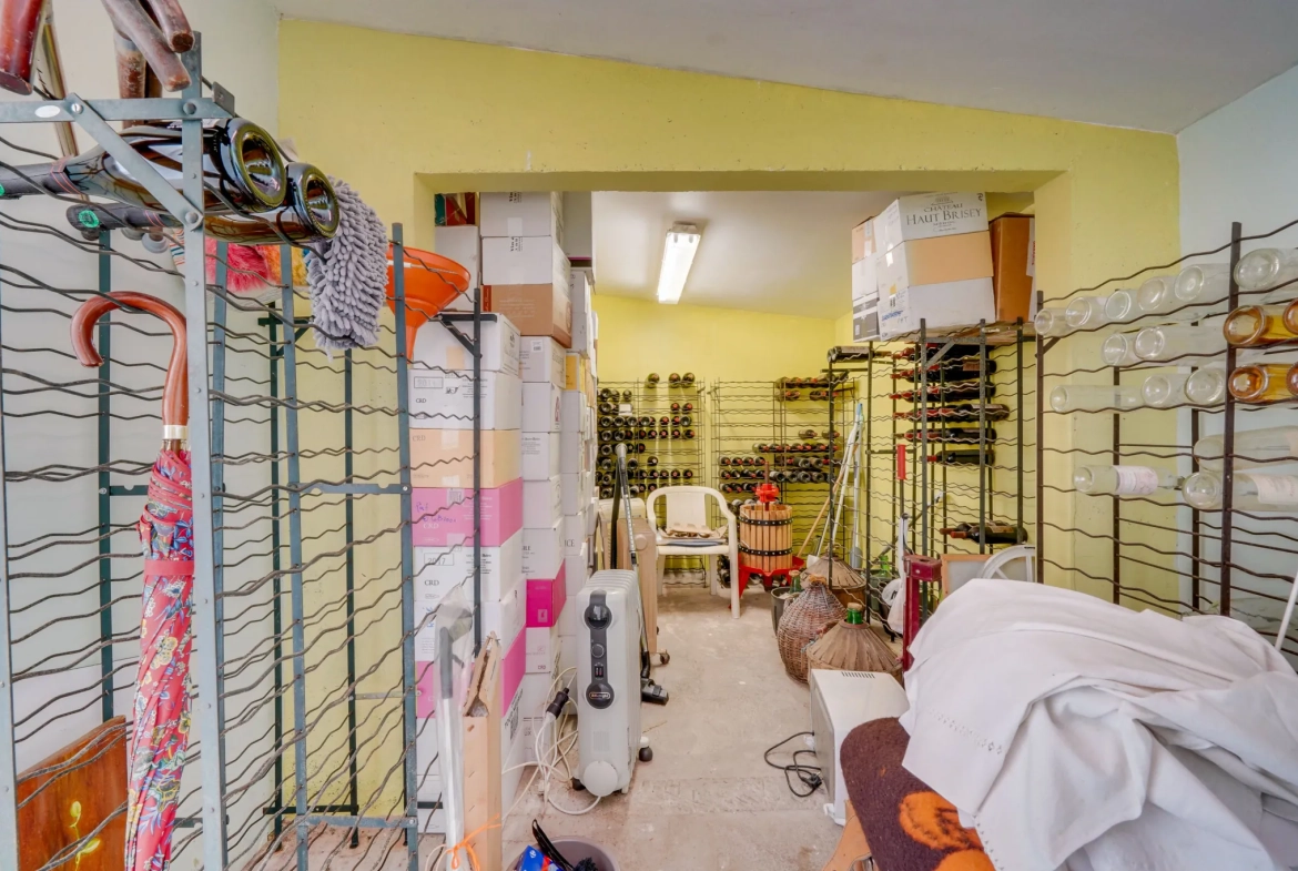 Charmante maison 3 pièces avec piscine, garage et jardin à Audenge 