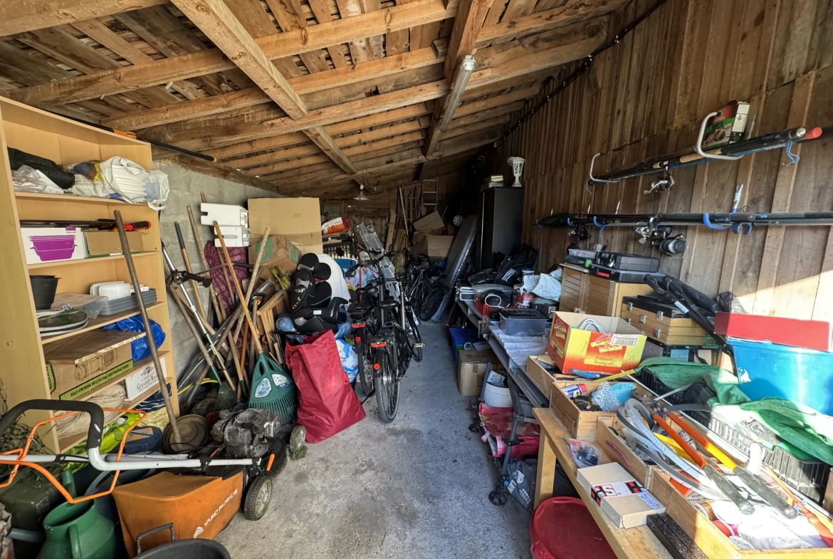 Charmante maison 3 pièces avec piscine, garage et jardin à Audenge 