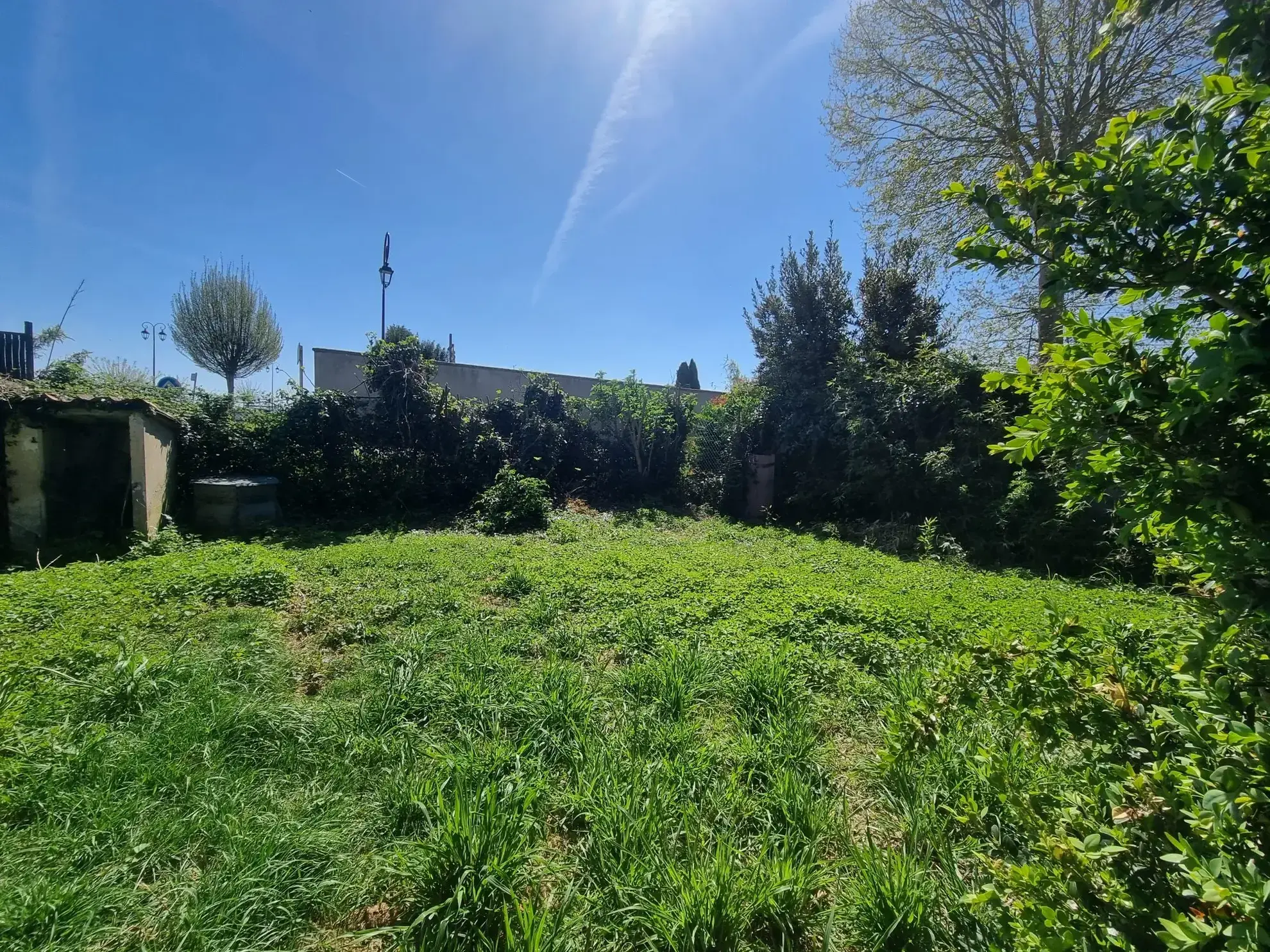 Maison à vendre au Le Burgaud – Potentiel à rénover, 53 m², garage et jardin 