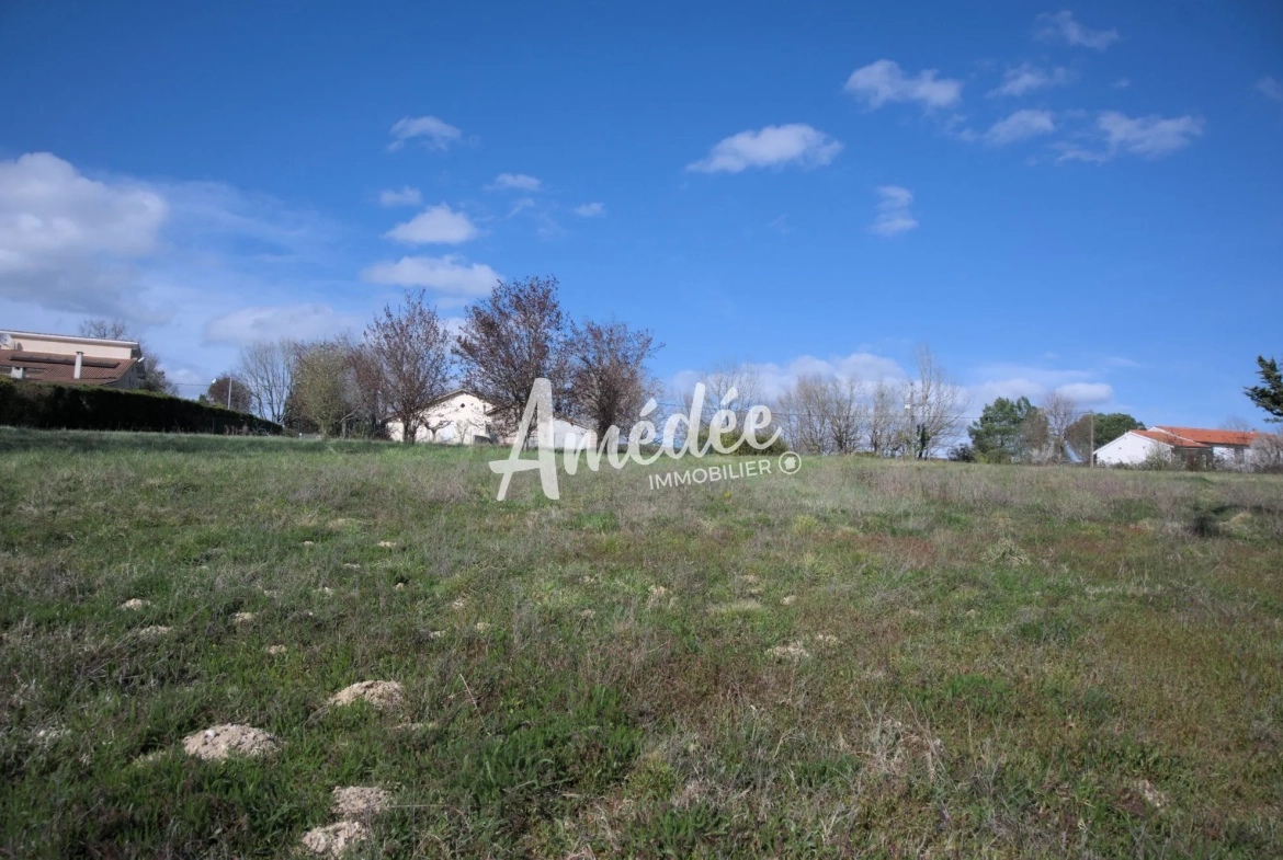 Terrain constructible de 977 m² à Montauban, environnement calme et proche commodités 