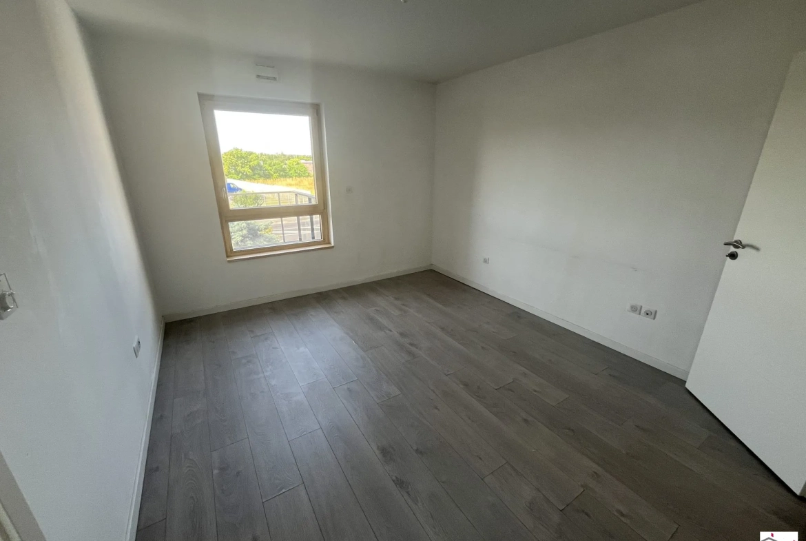 Bel appartement 2 pièces avec terrasse et garage à Saint-Louis 