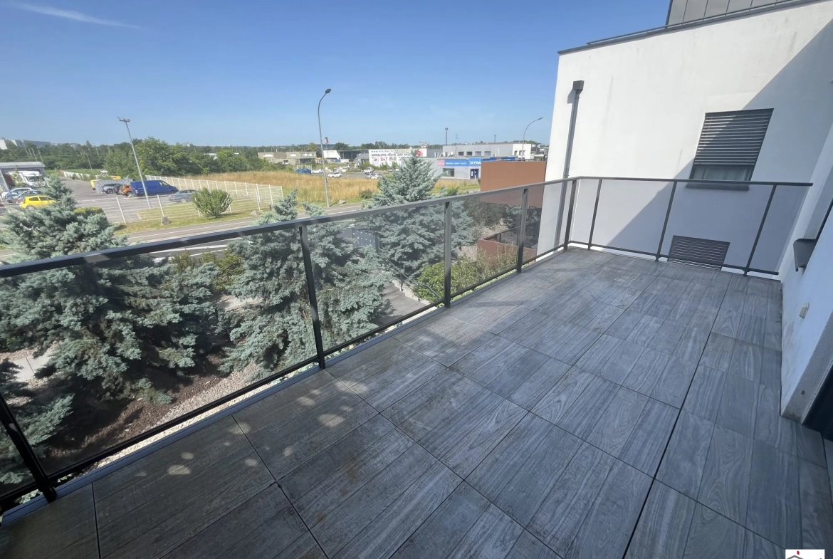 Bel appartement 2 pièces avec terrasse et garage à Saint-Louis 