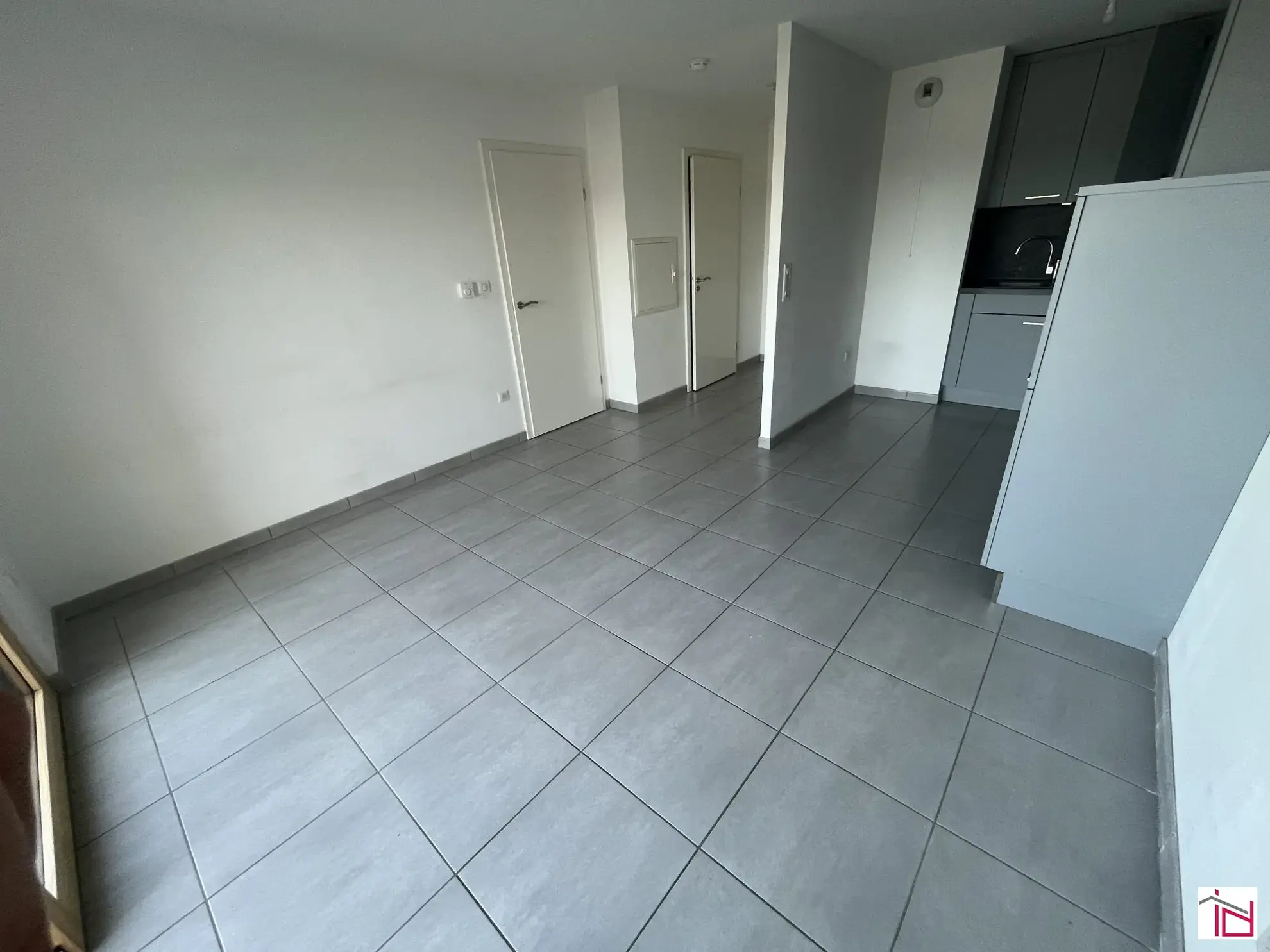 Bel appartement 2 pièces avec terrasse et garage à Saint-Louis 