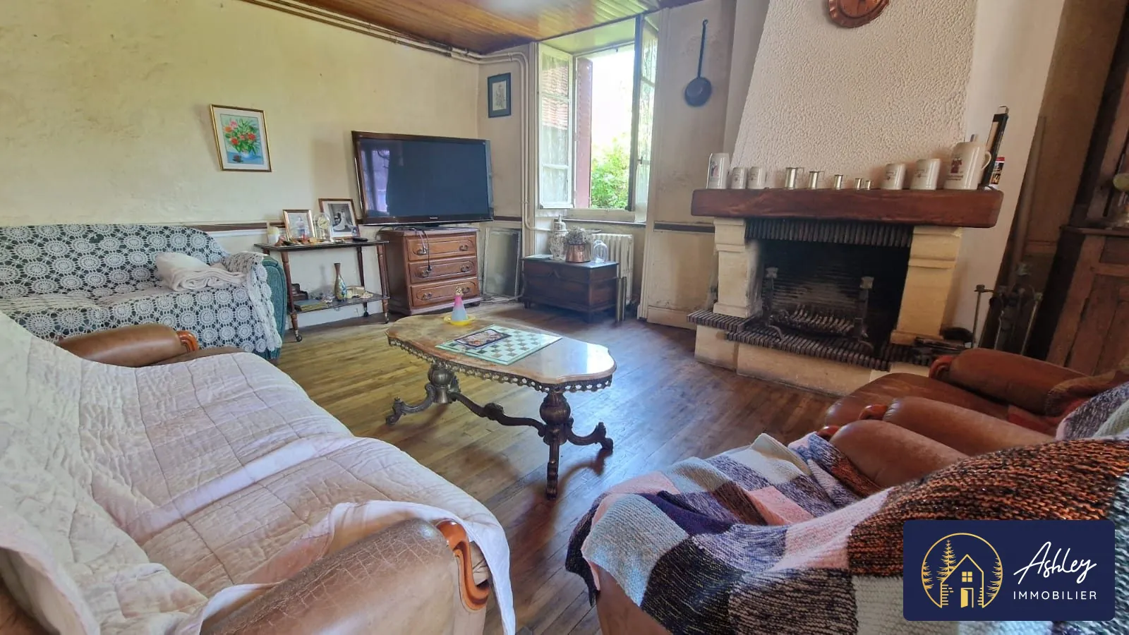 Maison 6 pièces BASSIGNAC Maison de campagne avec dépendance et jardin à Bassignac 