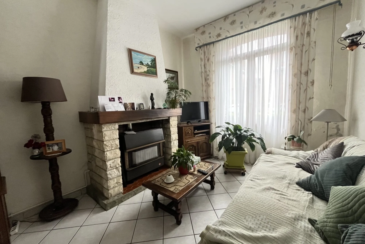 Maison ancienne avec jardin à Lomme – 4 chambres, à rénover, idéal premier achat 