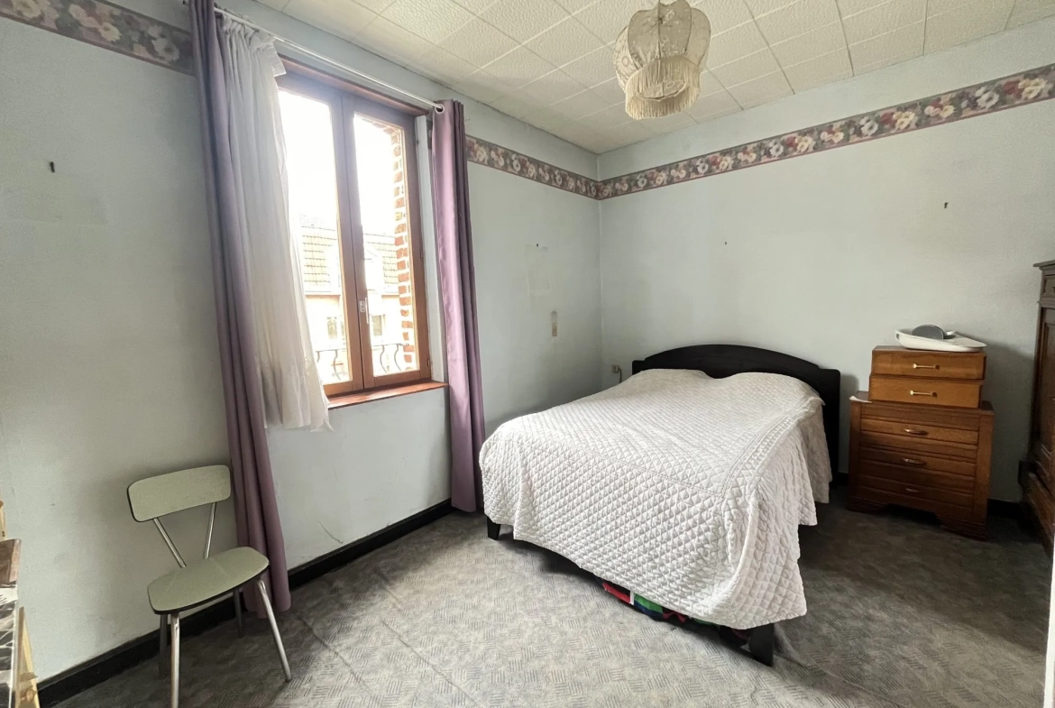 Maison ancienne avec jardin à Lomme – 4 chambres, à rénover, idéal premier achat 