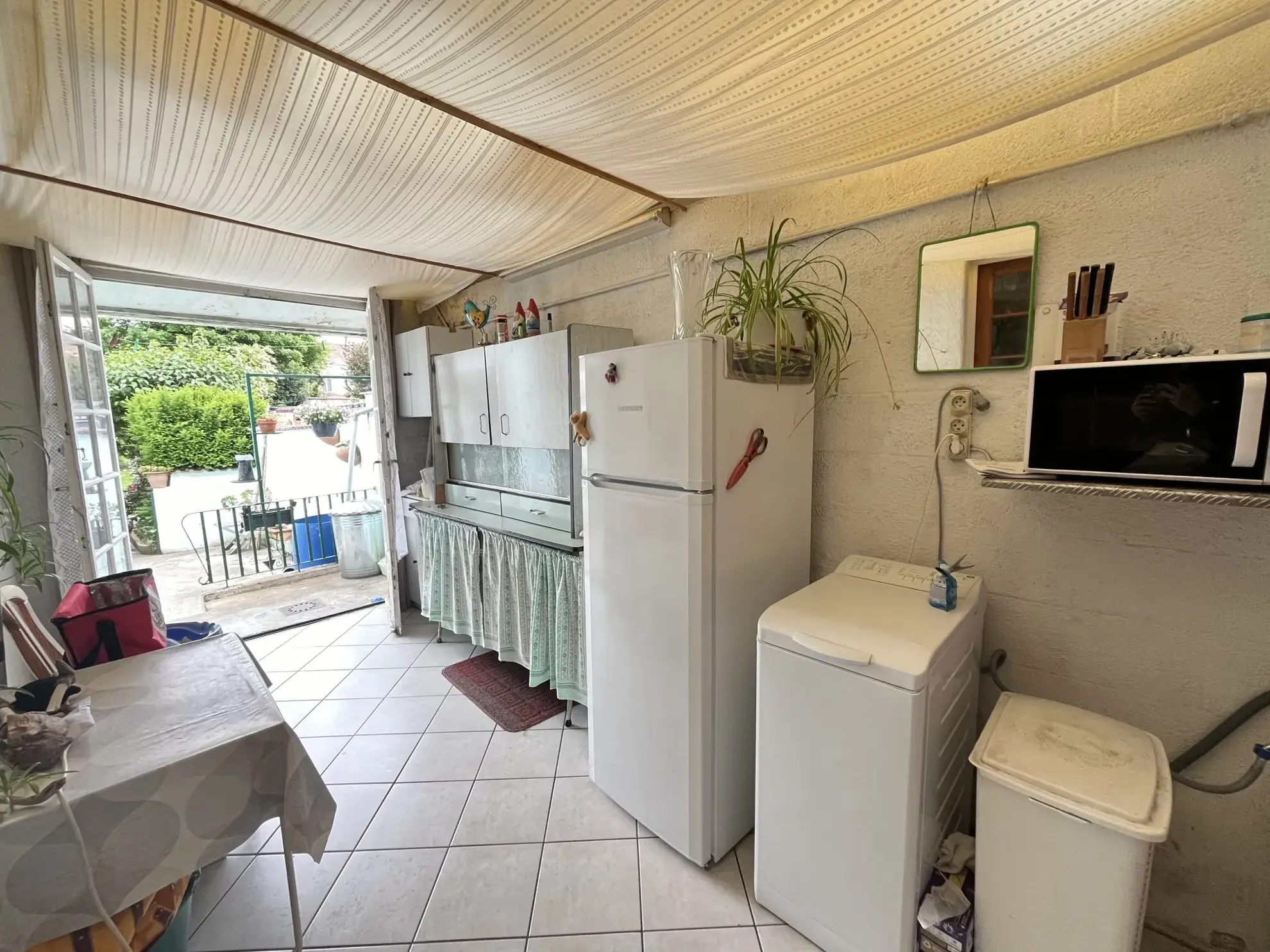 Maison ancienne avec jardin à Lomme – 4 chambres, à rénover, idéal premier achat 