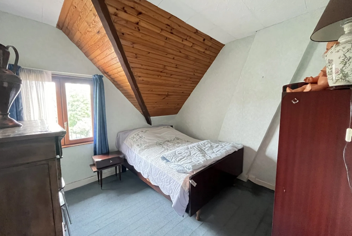 Maison ancienne avec jardin à Lomme – 4 chambres, à rénover, idéal premier achat 