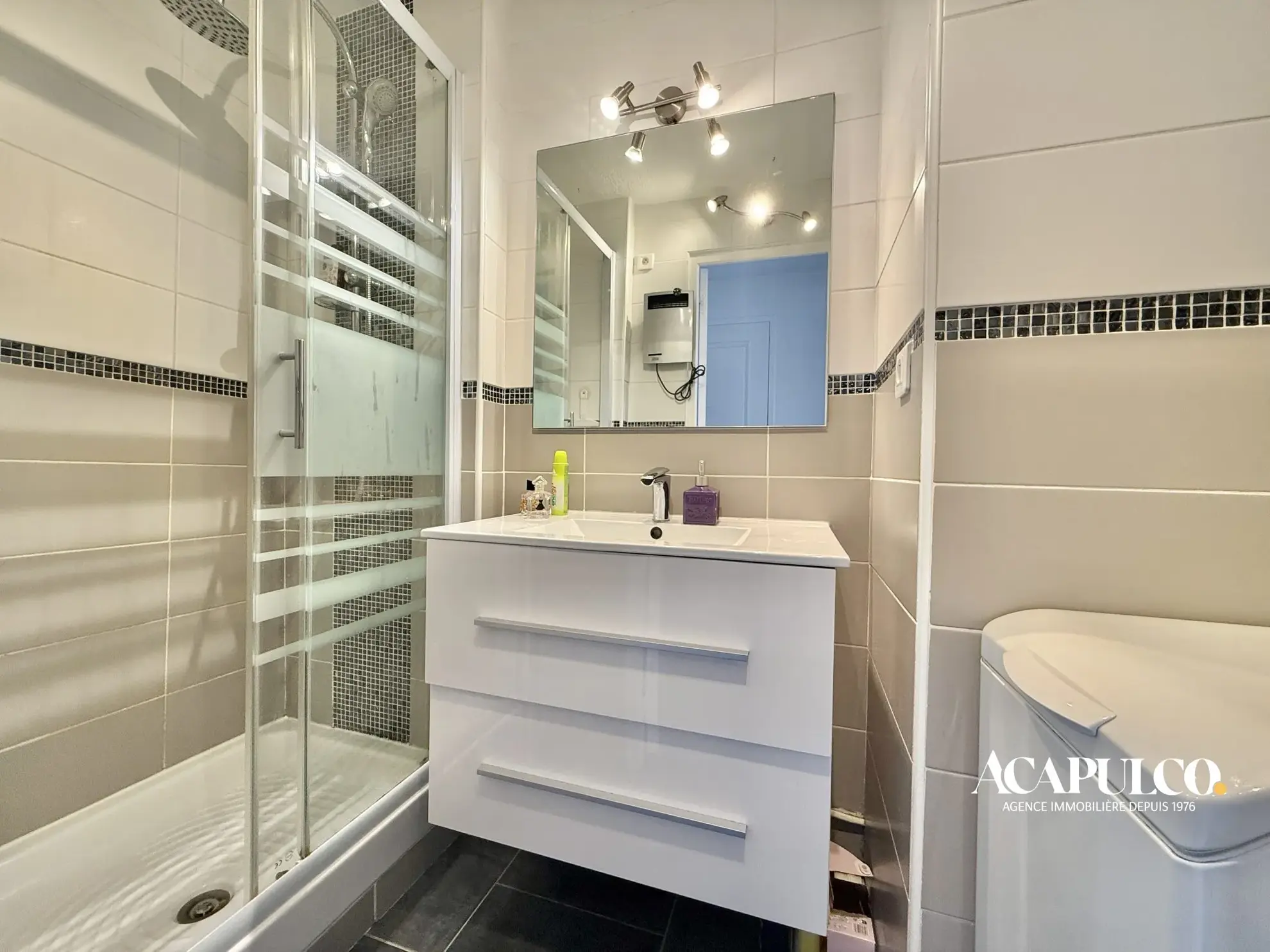 Studio à Cap d'Agde à 350m de la plage, dernier étage, rénové 
