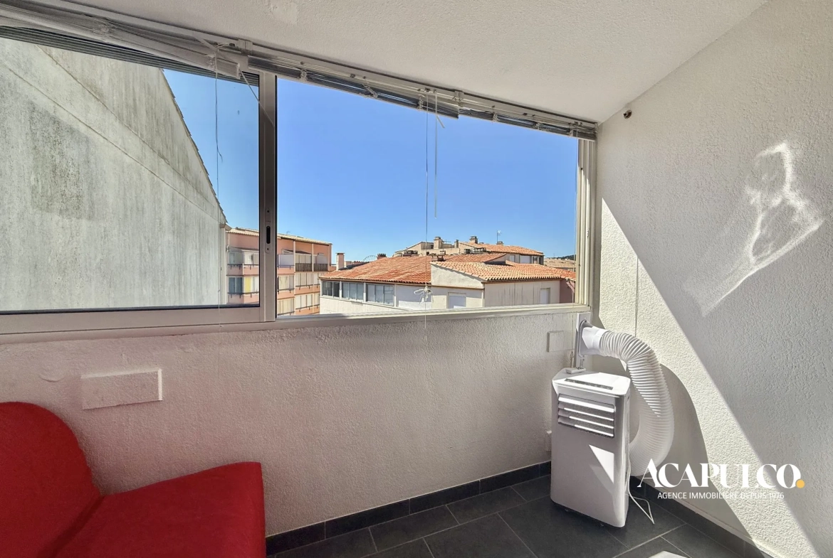 Studio à Cap d'Agde à 350m de la plage, dernier étage, rénové 