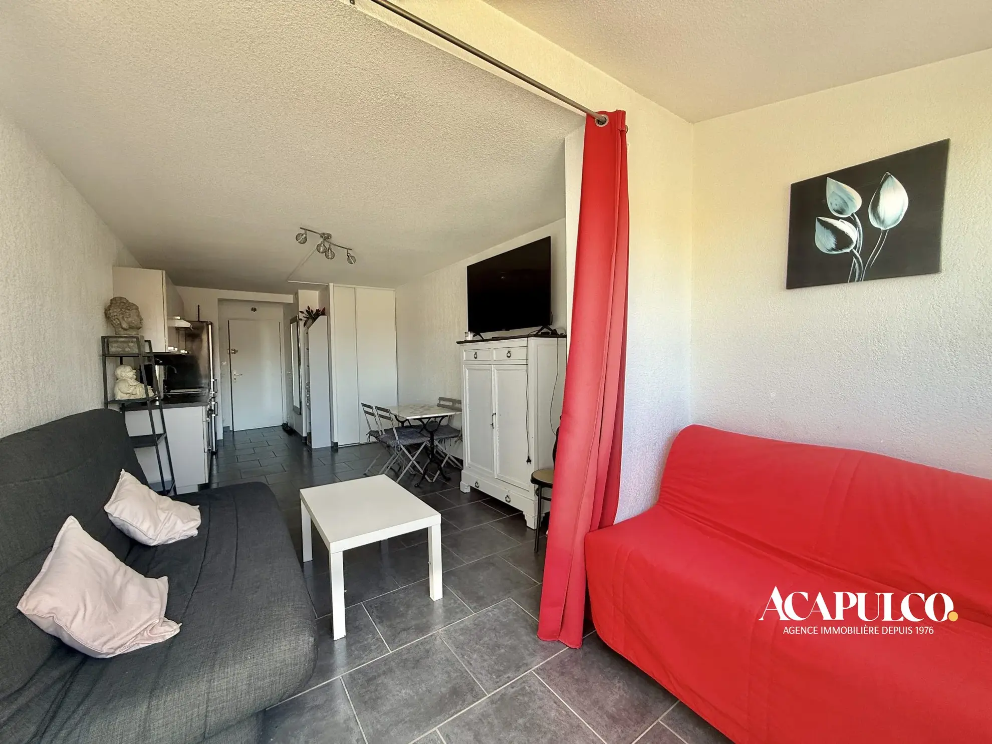 Studio à Cap d'Agde à 350m de la plage, dernier étage, rénové 
