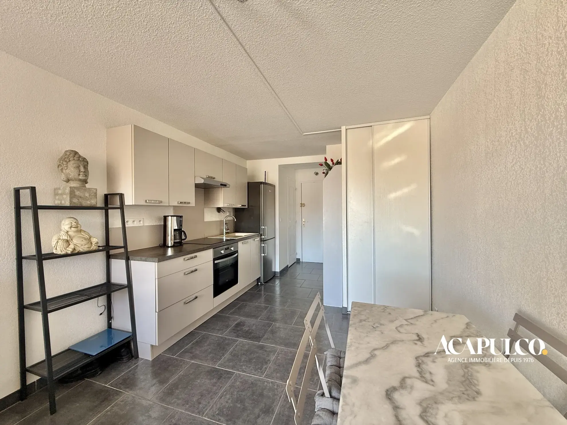 Studio à Cap d'Agde à 350m de la plage, dernier étage, rénové 