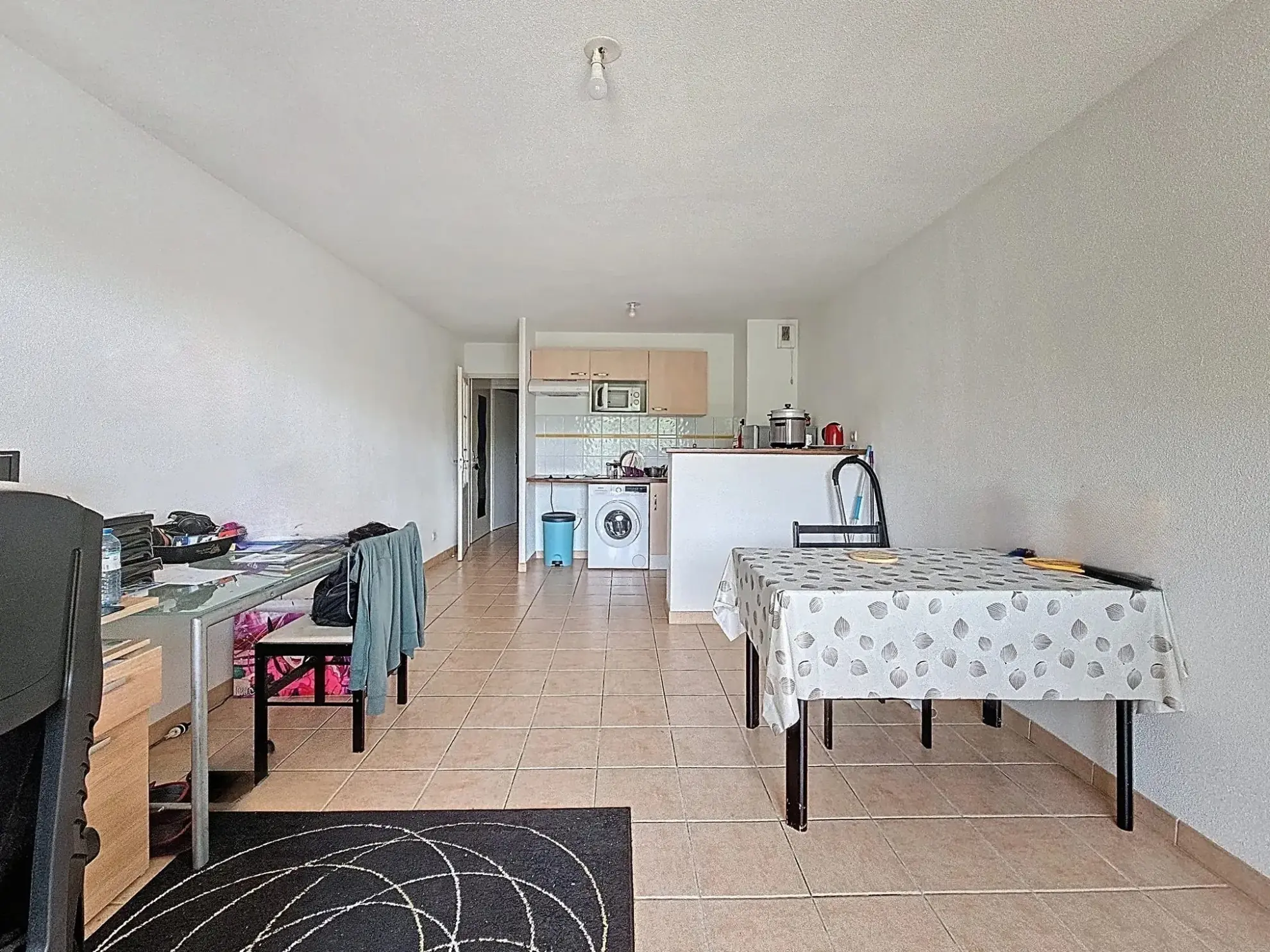 Bel appartement T2 sécurisé avec terrasse et parking à Lanta 