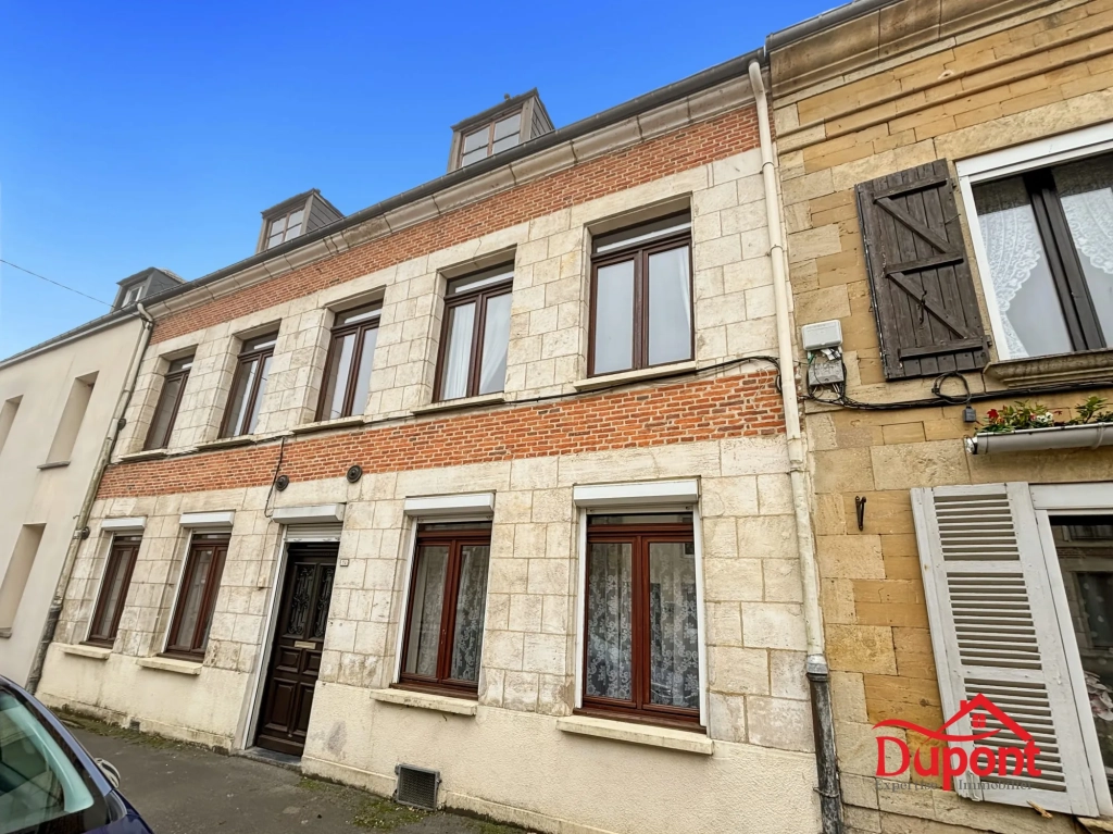 Splendide maison bourgeoise de 195 m² à Maubert-Fontaine avec potentiel exceptionnel