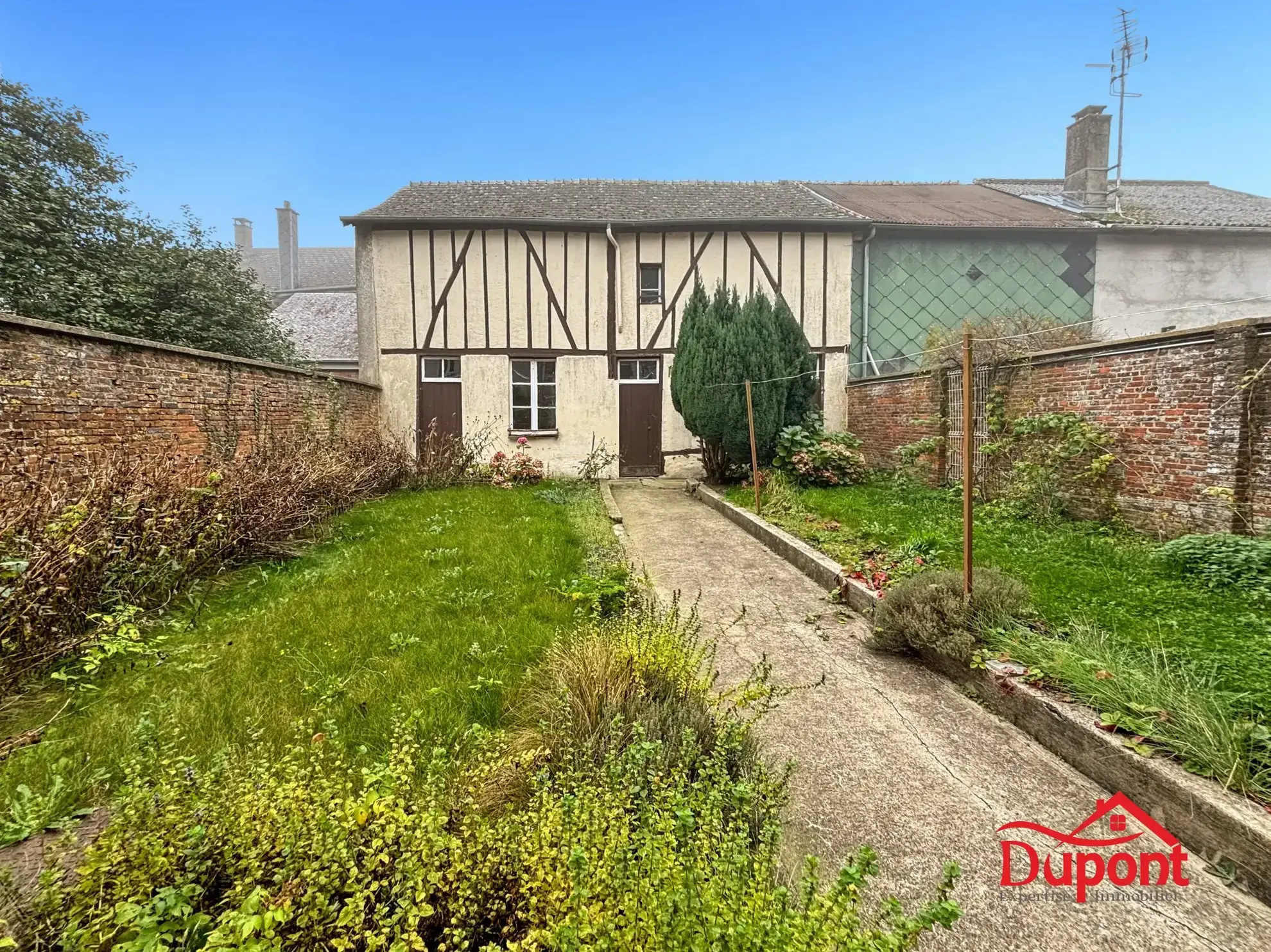 Splendide maison bourgeoise de 195 m² à Maubert-Fontaine avec potentiel exceptionnel 