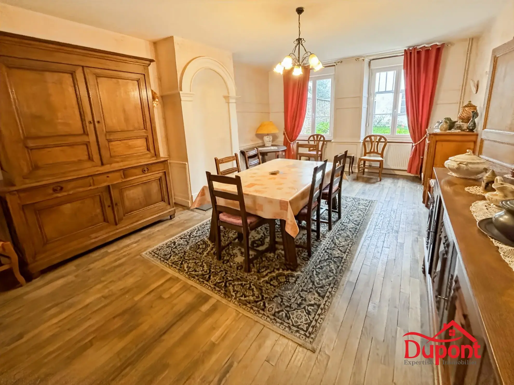Splendide maison bourgeoise de 195 m² à Maubert-Fontaine avec potentiel exceptionnel 