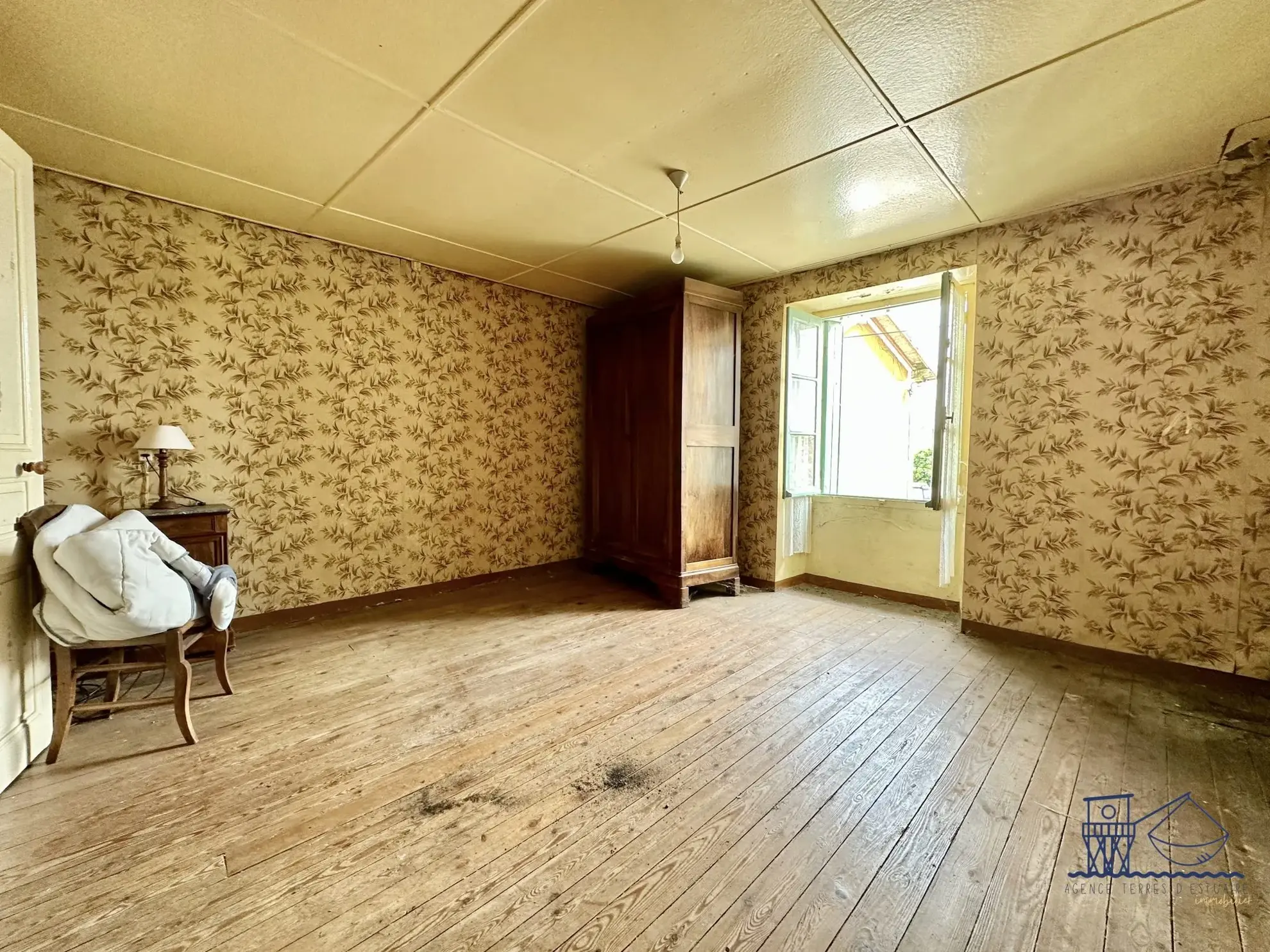 Maison à rénover de 66 m² à Saint-Fort-sur-Gironde avec jardin 
