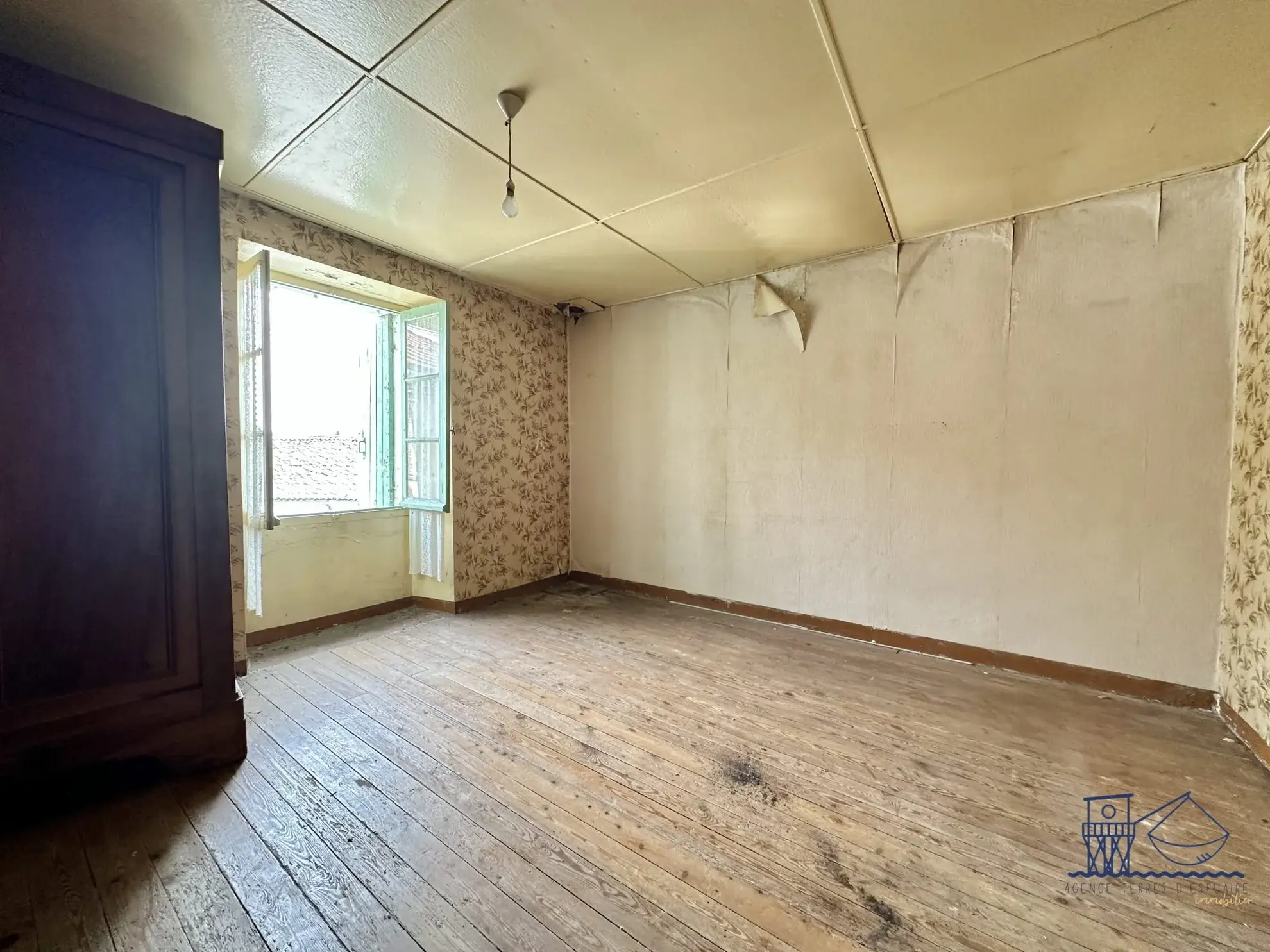 Maison à rénover de 66 m² à Saint-Fort-sur-Gironde avec jardin 