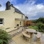 Maison rénovée avec terrasse et jardin à Plouigneau - Idéal premier achat ou investissement