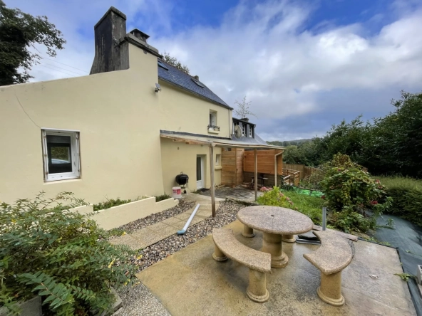 Maison rénovée avec terrasse et jardin à Plouigneau - Idéal premier achat ou investissement