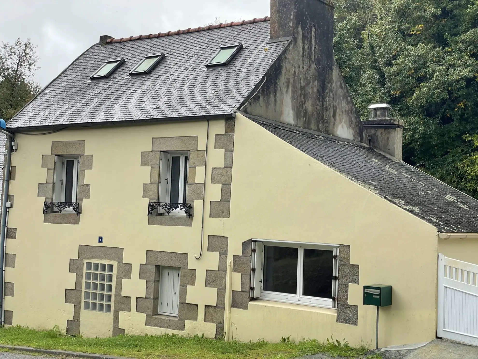Maison rénovée avec terrasse et jardin à Plouigneau - Idéal premier achat ou investissement 