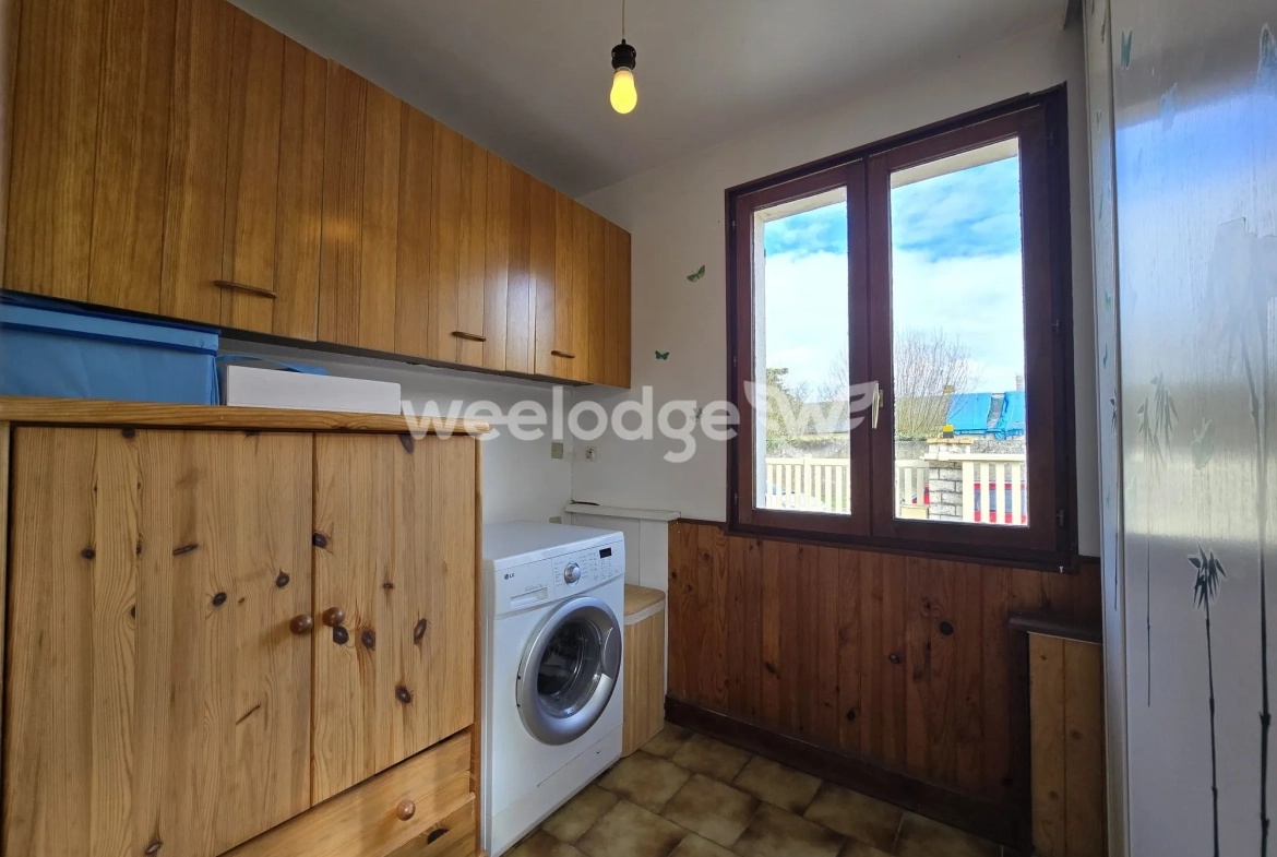 Maison ancienne à vendre à Bailleau-le-Pin avec jardin et potentiel de rénovation 