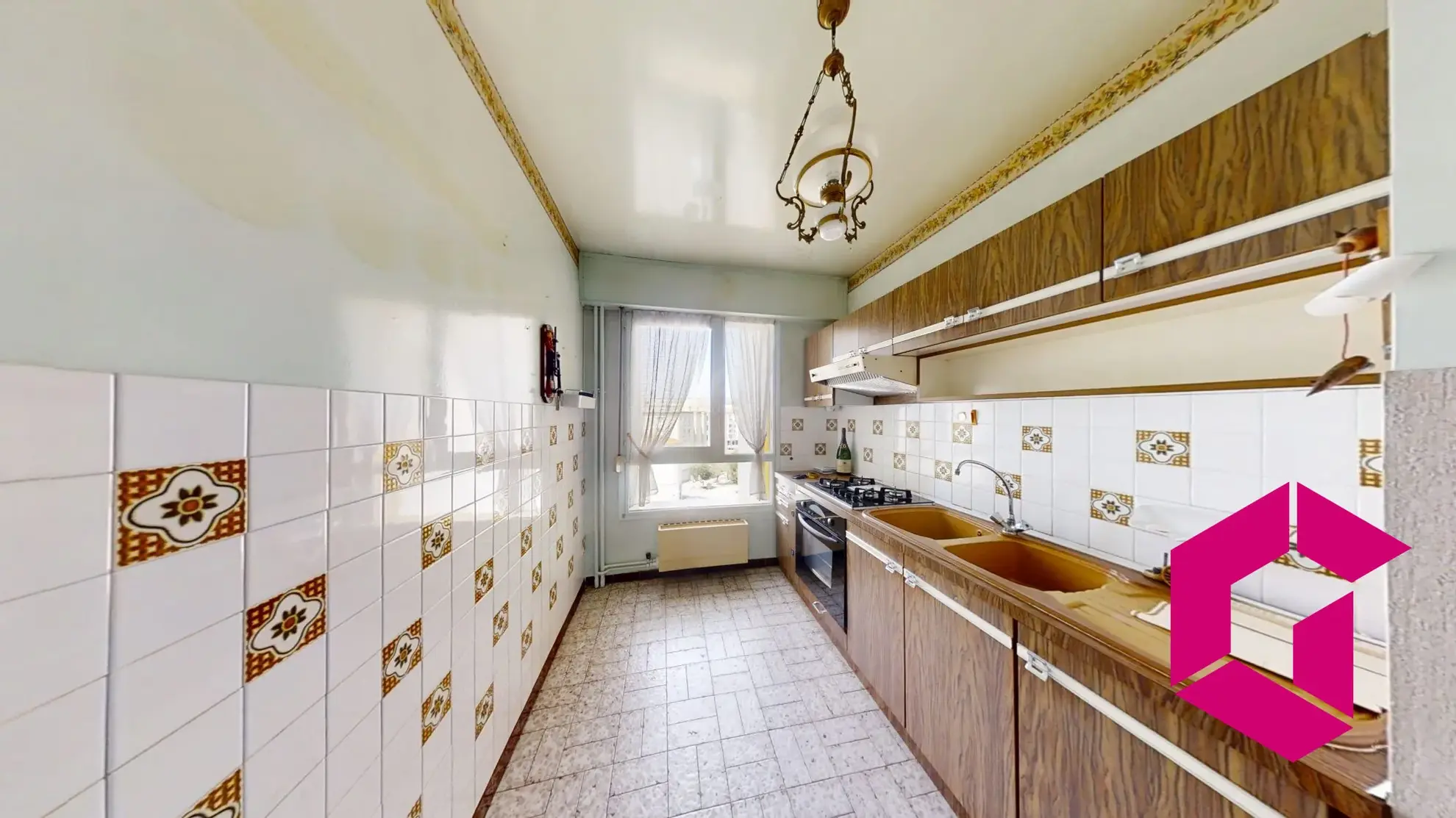 Appartement T3 lumineux de 63 m² à Bellevue avec stationnement à Saint-Étienne 