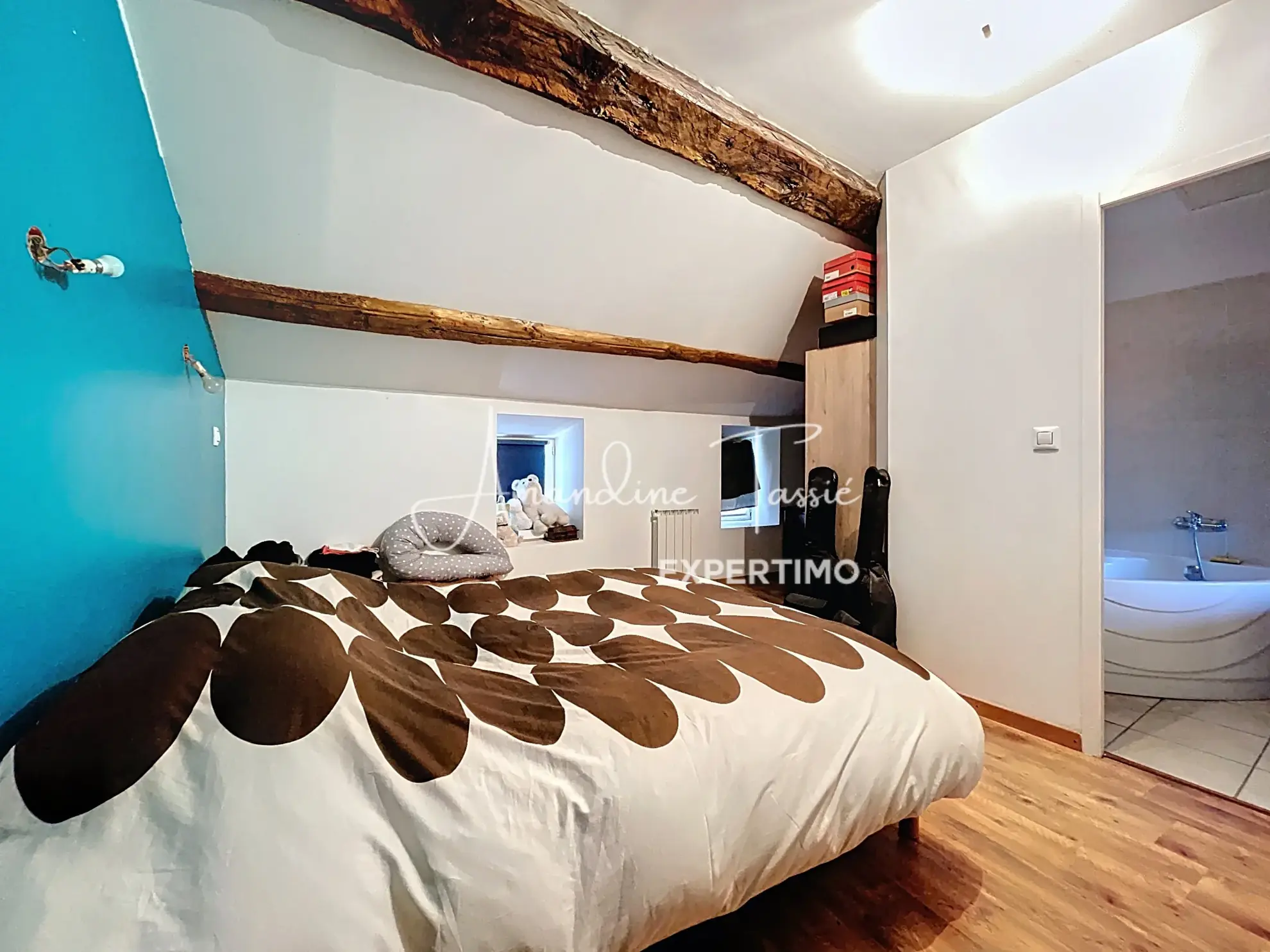Appartement duplex de 78,94 m² à Saint-Rome-de-Tarn – Charme et authenticité 