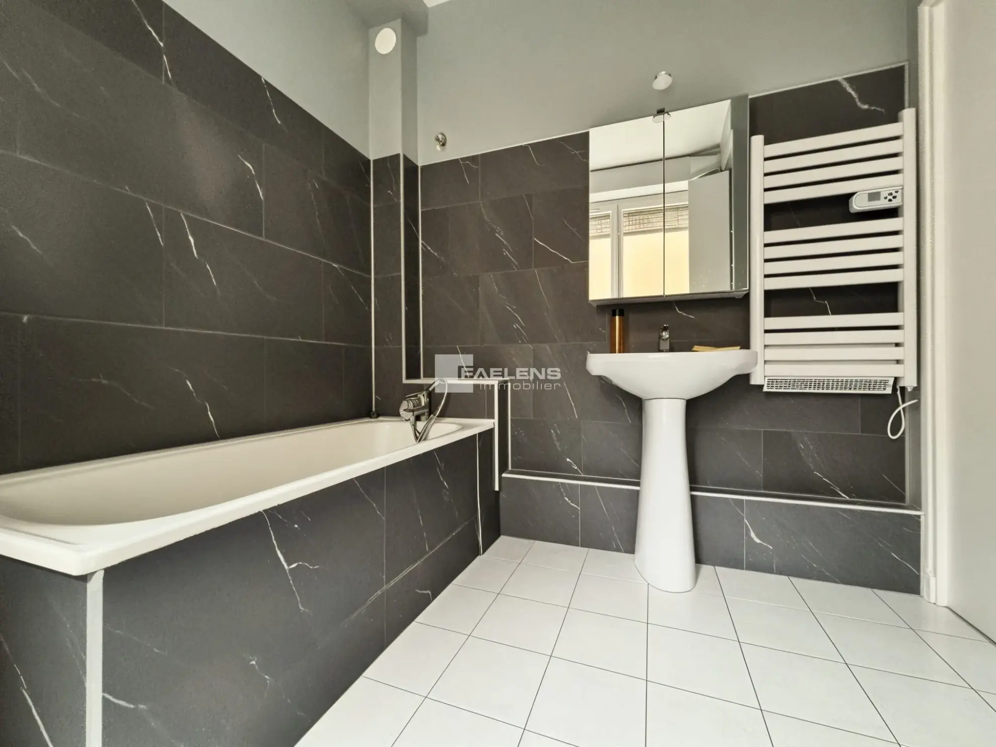 Bel appartement de 2 pièces de 57m² à Lille proche du parc Jean-Baptiste Lebas 