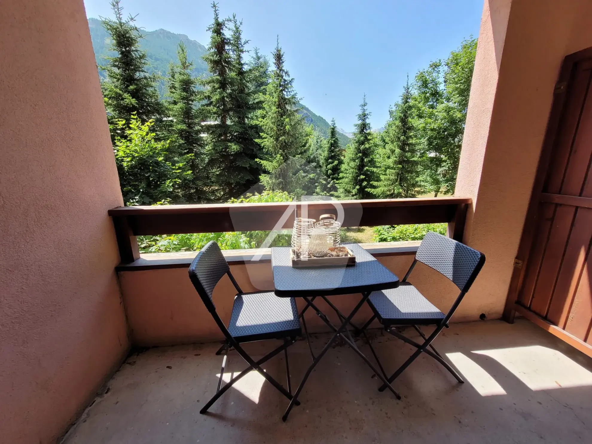 Appartement 2 pièces avec balcon à Serre-Chevalier 1400, proche des pistes 