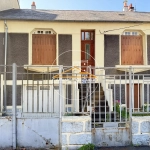 Maison à rénover dans le quartier Pasteur à Angers avec jardin et sous-sol