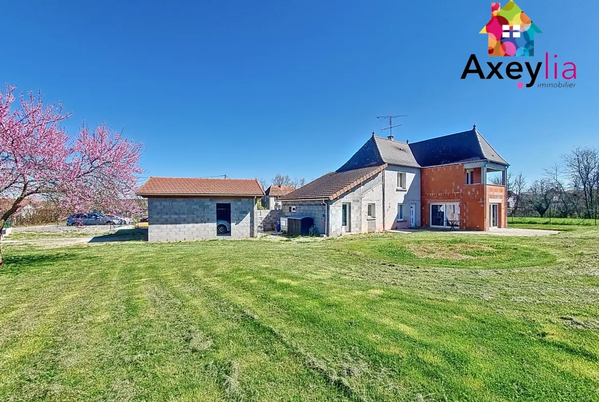 Maison rénovée avec 3 chambres à Melay, proche du canal de Roanne à Digoin 