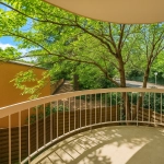 Appartement T2 rénové avec balcon et parking à Bordeaux Caudéran