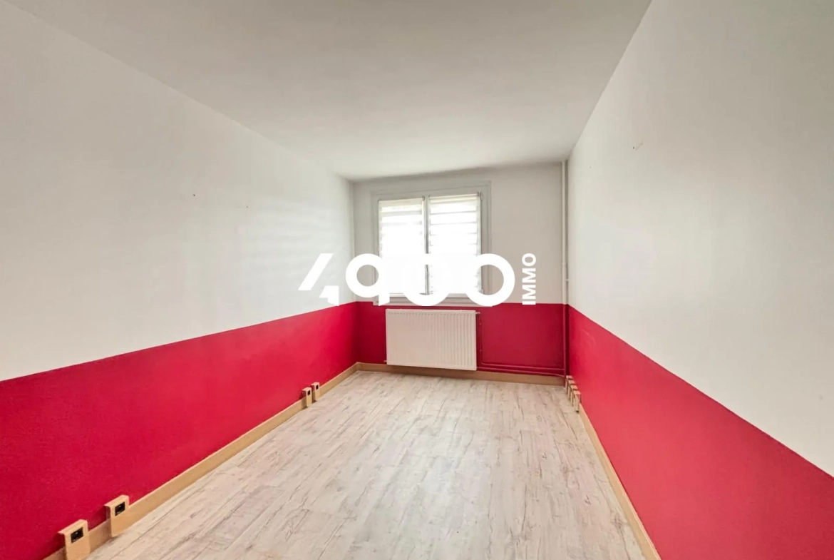 Vente d'un appartement T3 rénové à Corbeil-Essonnes - 63,53 m² avec parking et cave 