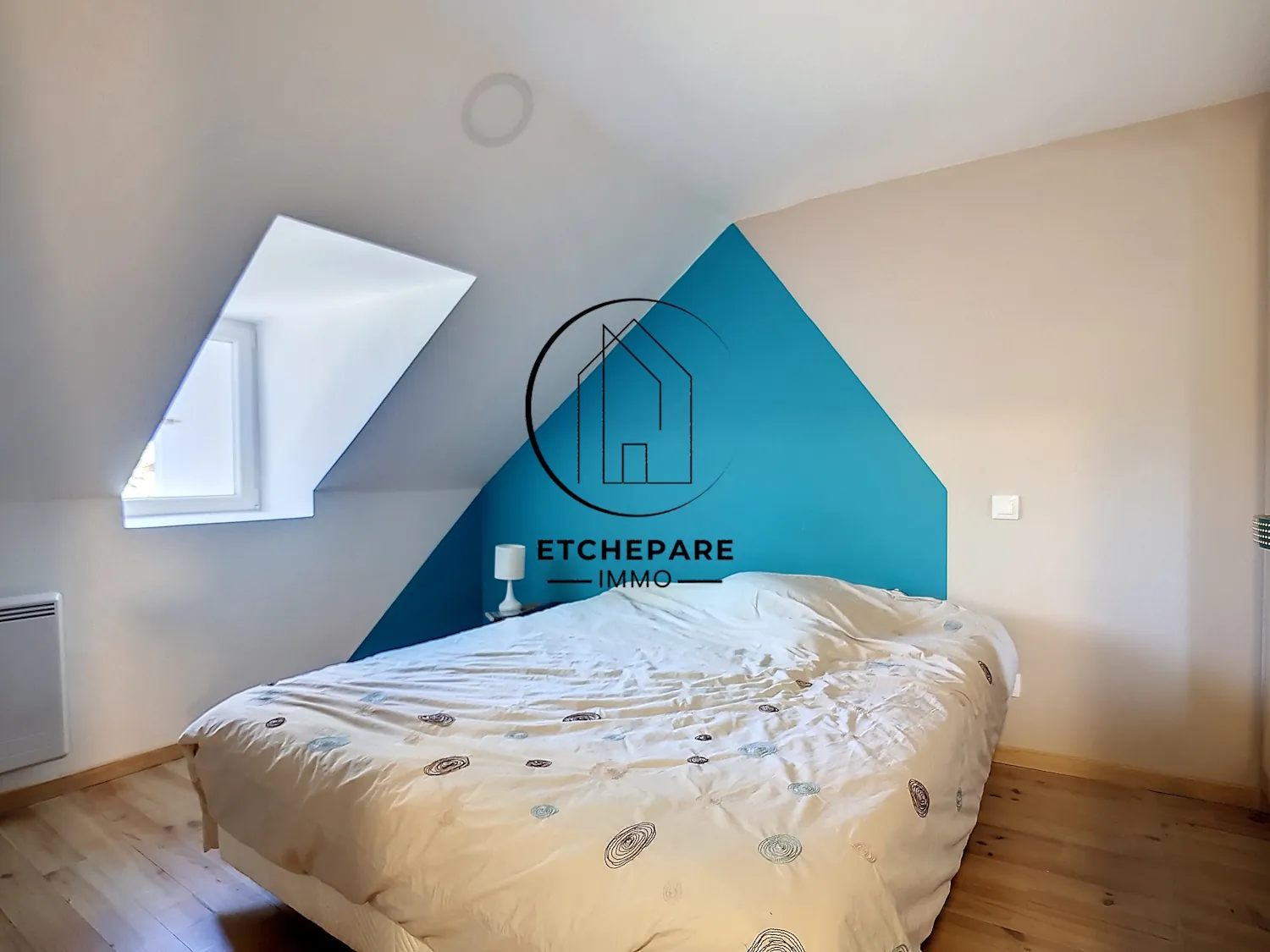 Grande maison rénovée à Mauléon-Licharre, proche centre-ville et commodités 