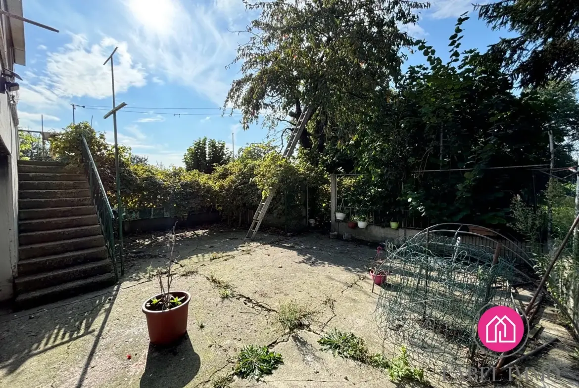 Maison individuelle semi plain pied à Marly avec garage et jardin 