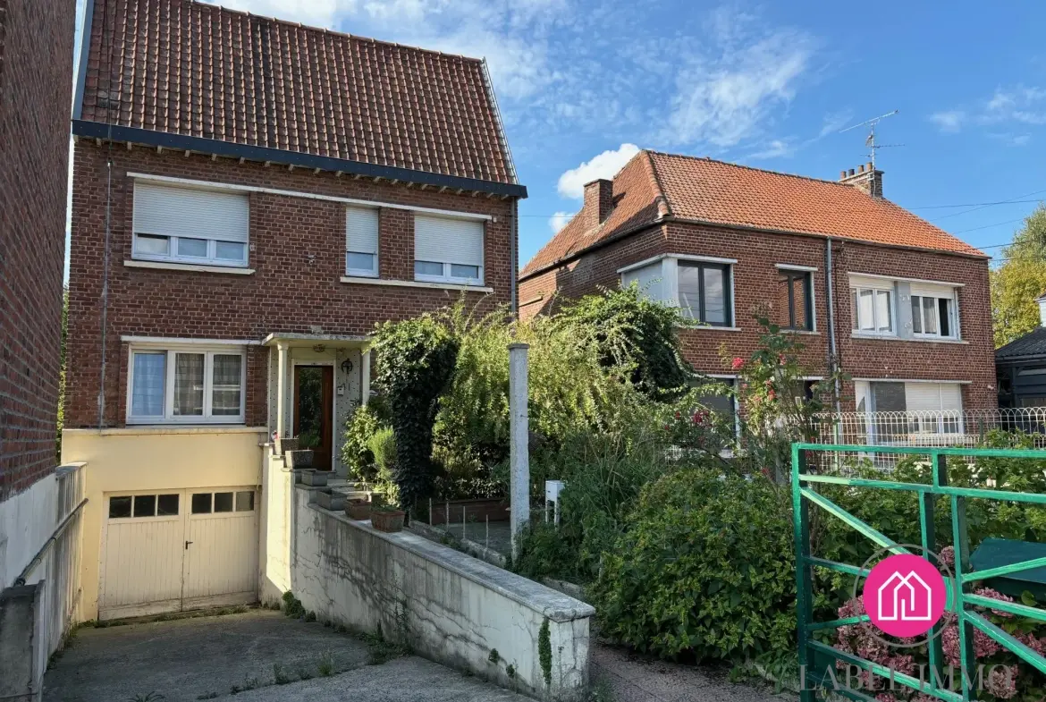 Maison individuelle semi plain pied à Marly avec garage et jardin 