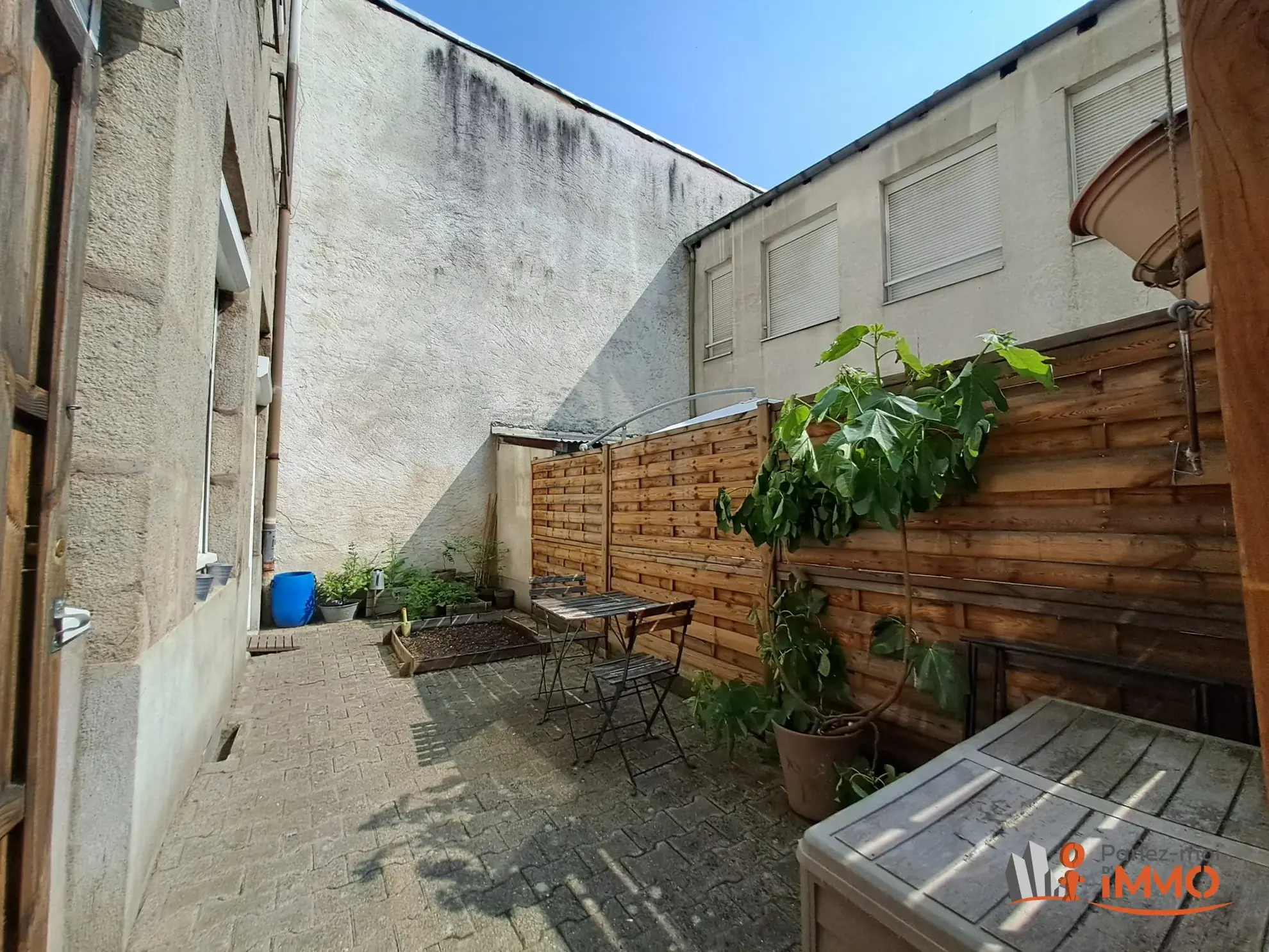 Appartement avec terrasse de 71 m² au cœur de Saint-Étienne 